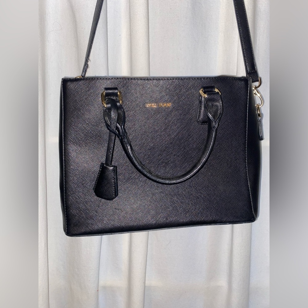 Purse - Picture 6 of 7